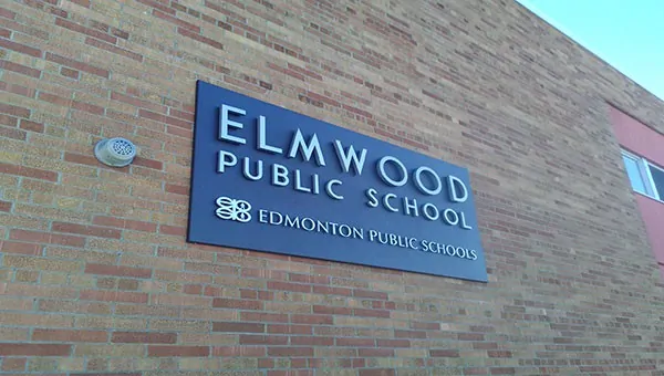 Trường trung học Edmonton Public School Canada