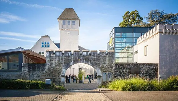 Du học Đức cùng IUBH – Đại học Khoa học ứng dụng tư hàng đầu.